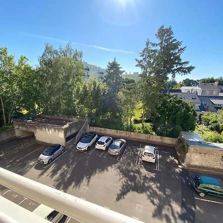 Le Jules Verne - Classe 2 Etoiles - Confort - Balcon Sur Cour *