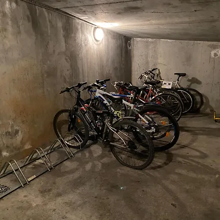 Le Jules Verne - Classe 2 Etoiles - Confort - Balcon Sur Cour Апартаменты