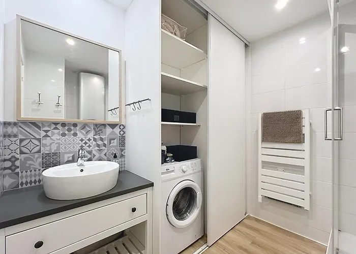 아파트 Le Jules Verne - Classe 2 Etoiles - Confort - Balcon Sur Cour 낭트