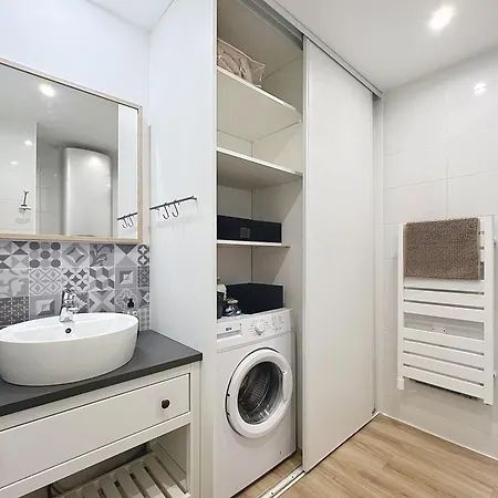 Apartmán Le Jules Verne - Classe 2 Etoiles - Confort - Balcon Sur Cour Nantes